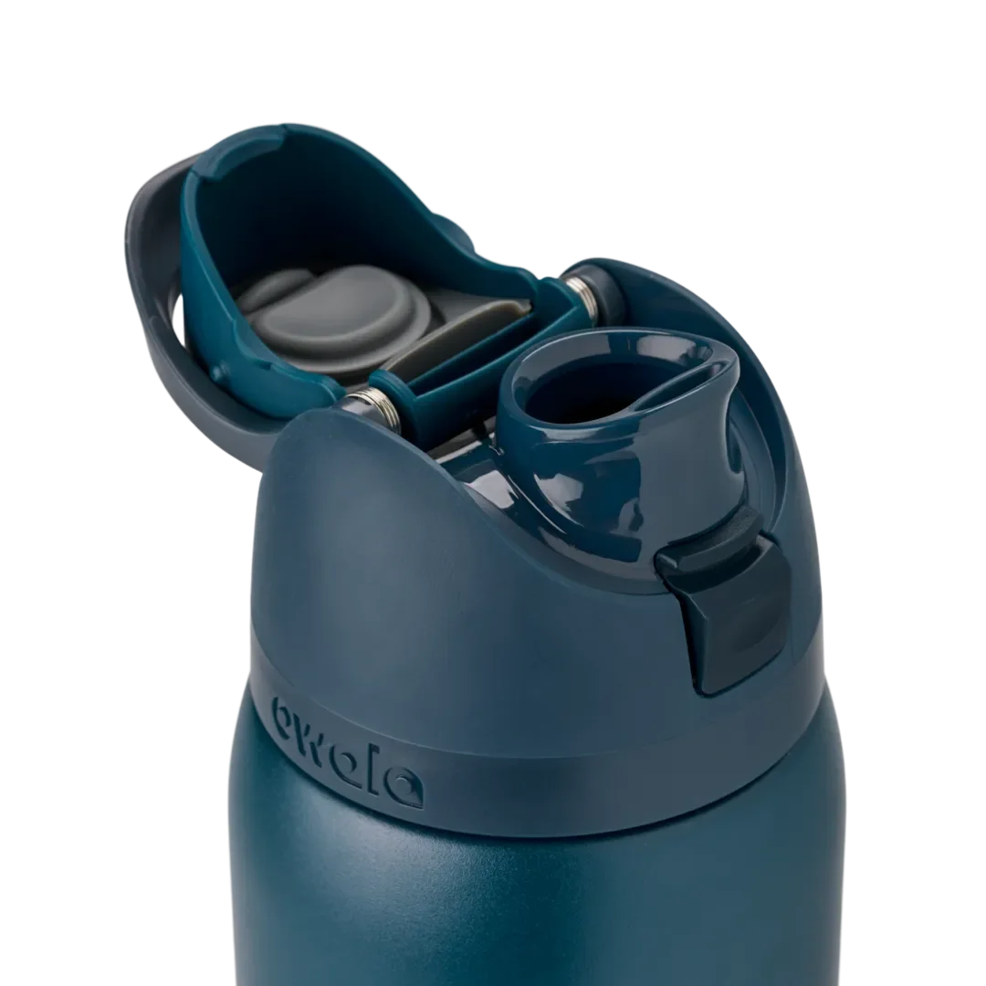 Owala FreeSip Stainless Steel 32oz Winter Nights - Image 3